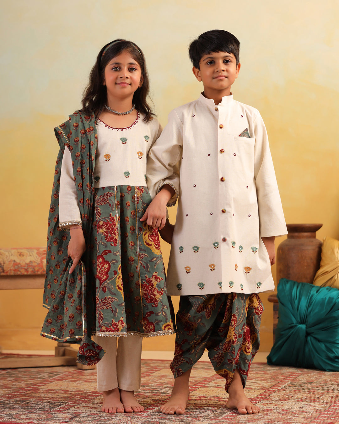 Girl Dhola Maru Floral Jaal Suit Set-Green and Beige