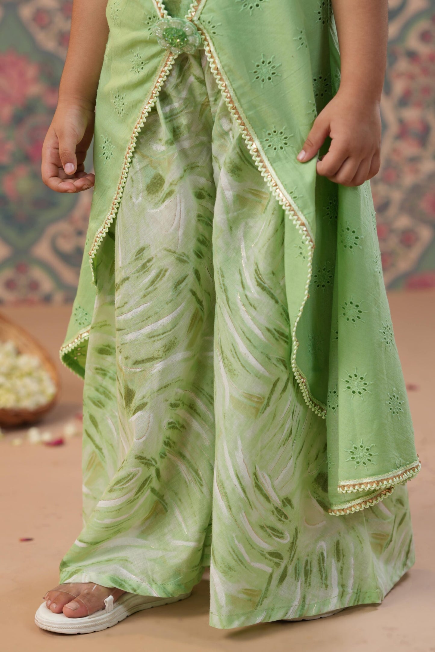 Girl Muslin Print and Schiffli 3Pc Set-Green