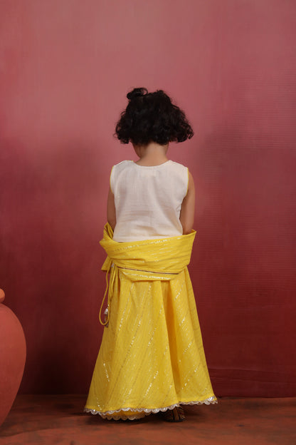 Girl Queen Embroidered Skirt Top Set - Yellow