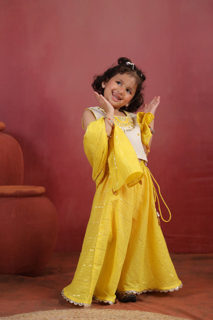 Girl Queen Embroidered Skirt Top Set - Yellow