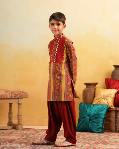 Boy Dhola Maru Kurta Set - Mustard Yellow