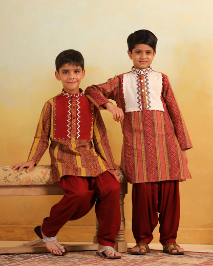 Boy Dhola Maru Kurta Set - Peachish pink