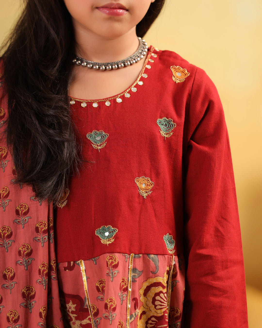 Girl Dhola Maru Floral Jaal Suit Set-Maroon and Pink