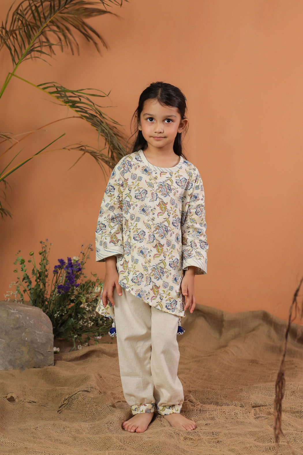 Girl Floral Hemming Kurta Set - Beige