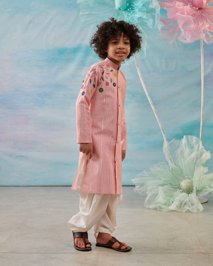 Boy Embroidered Kurta Set-Pink