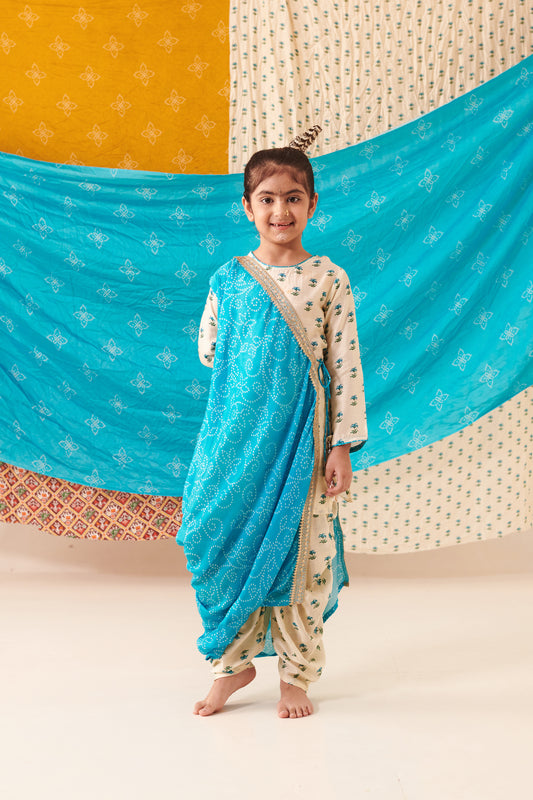 Girl Bandhani Print Three Pc Set - Turquoise