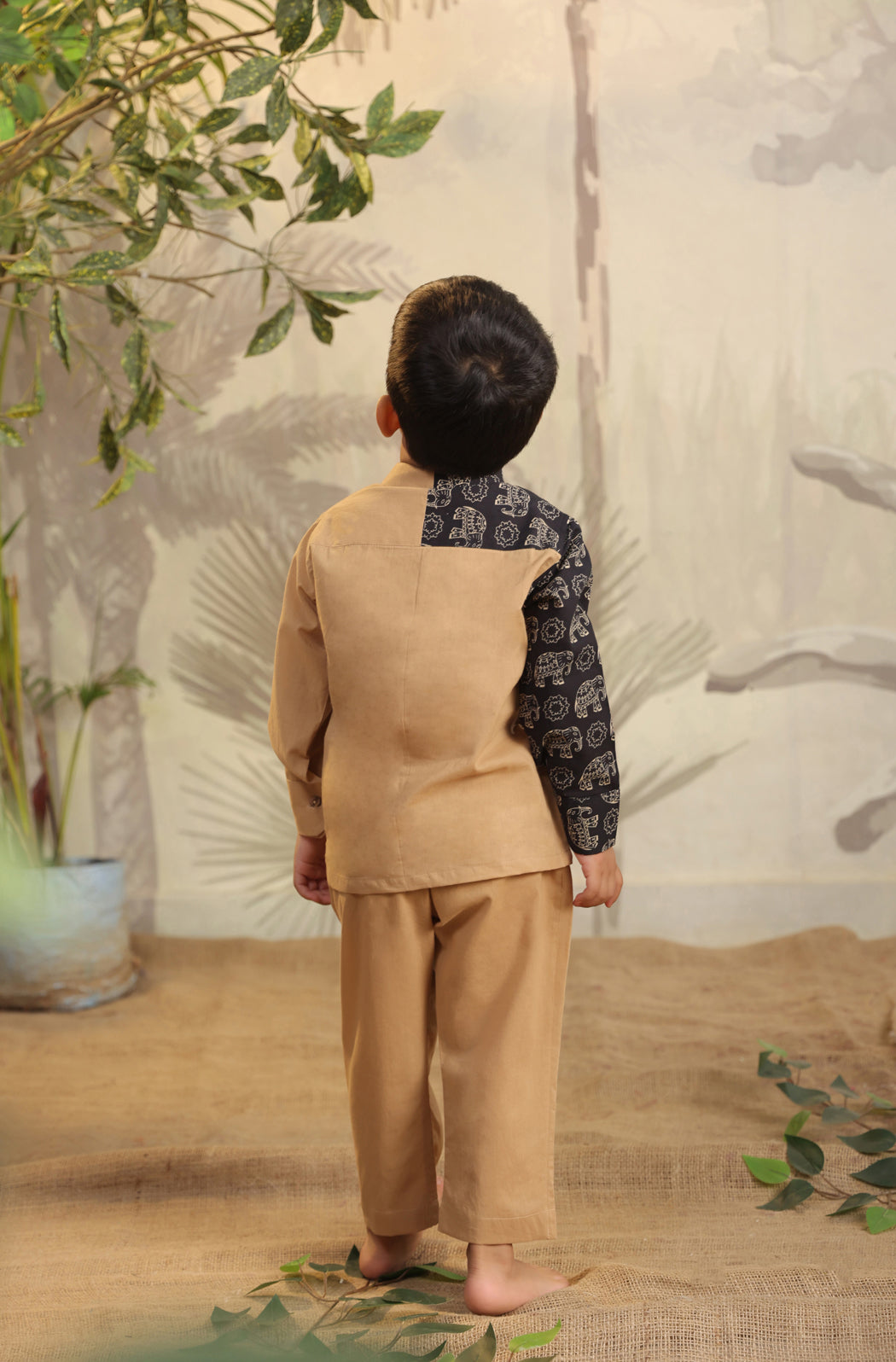 Boy Black Elephant Shirt Set - Beige