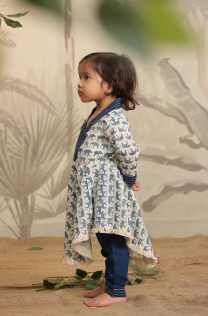 Girls Elephant print Kurta Set - Teal Blue