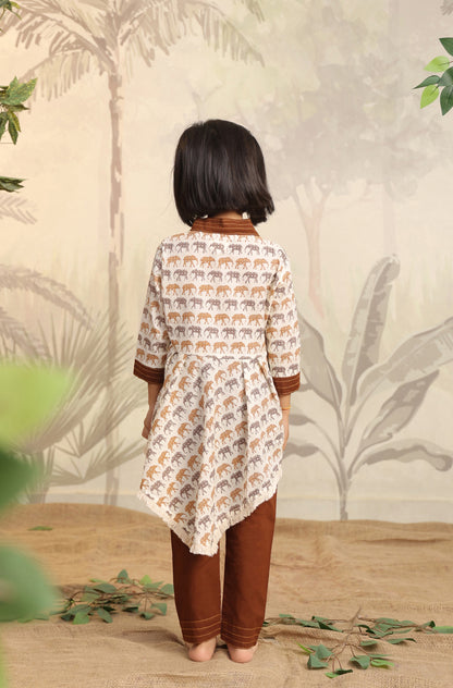 Girls Elephant print Kurta Set - Brown