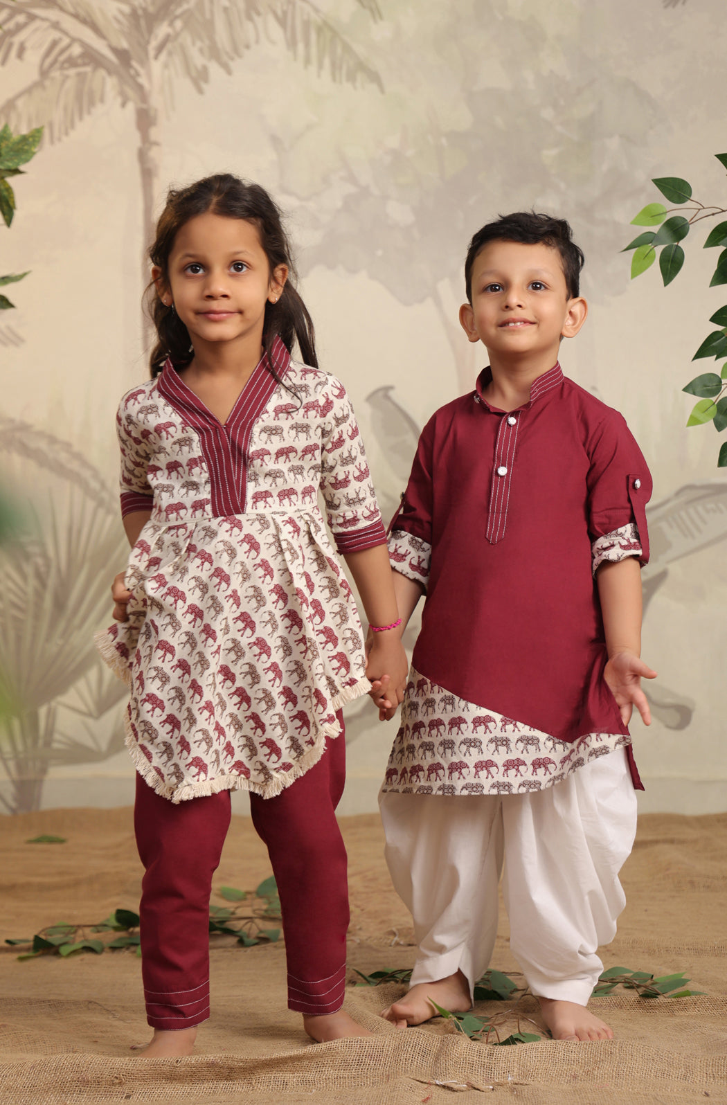 Girls Elephant print Kurta Set - Wine