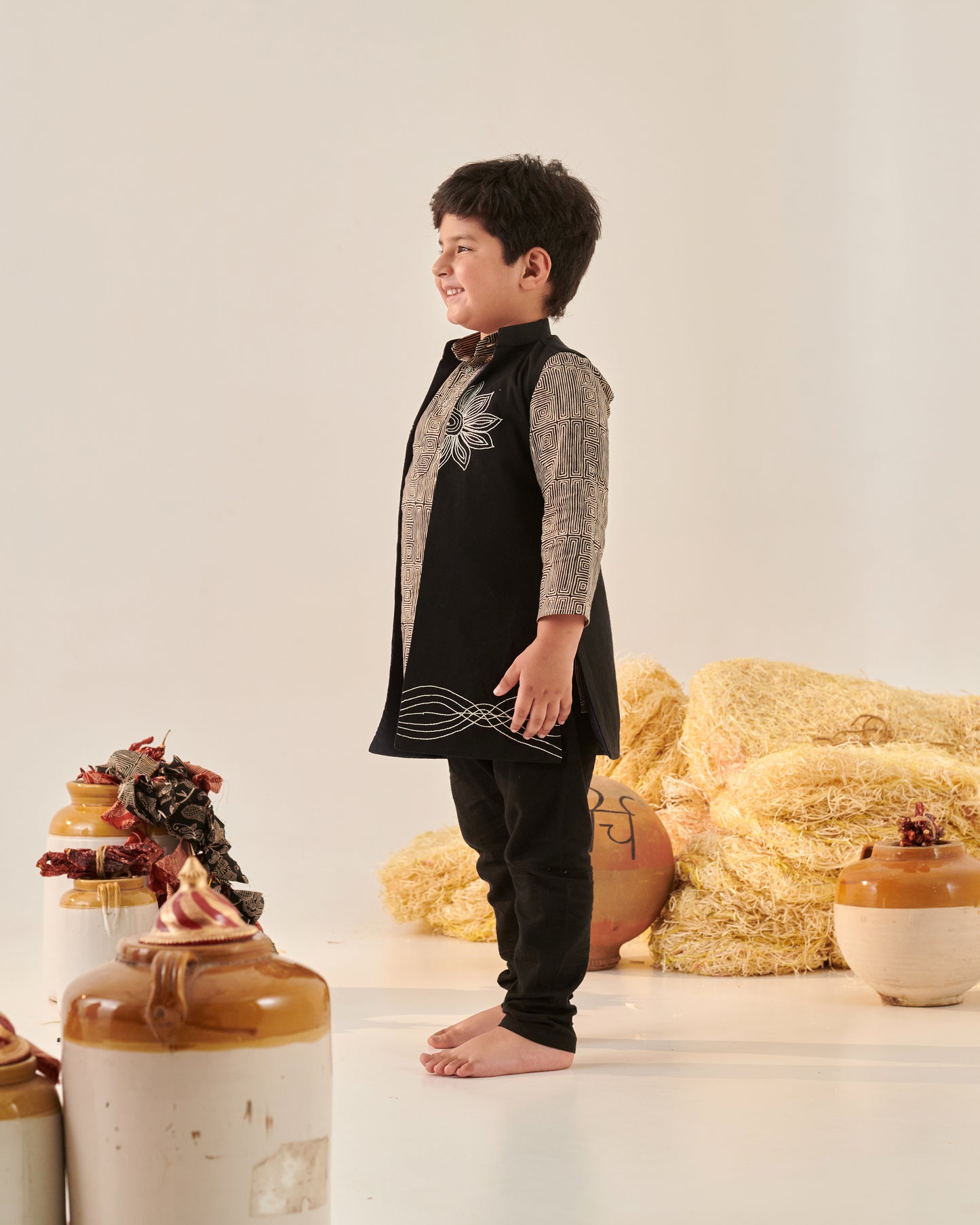 Boy Floral Embroidered Bundi Set-Black