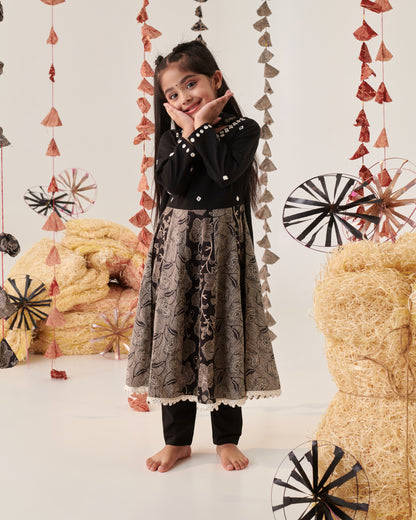 Girl Floral Jaal Suit Set - Black