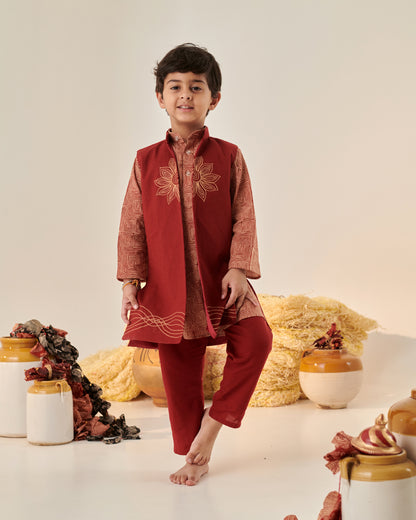 Boy Floral Embroidered Bundi Set-Maroon