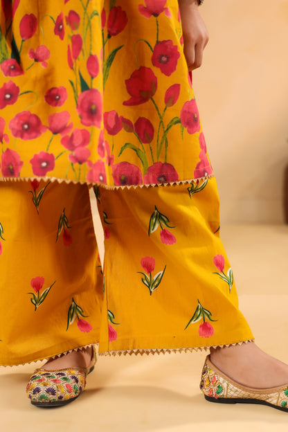Girl Genda Phool Print Kurta Set - Mustard Yellow