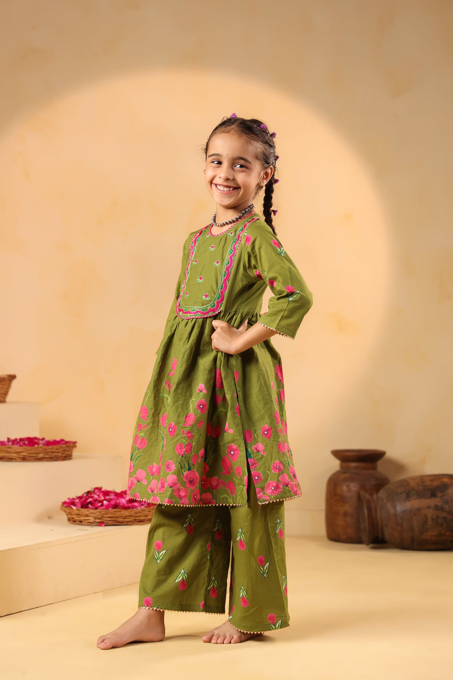 Girl Genda Phool Print Kurta Set - Mehandi green