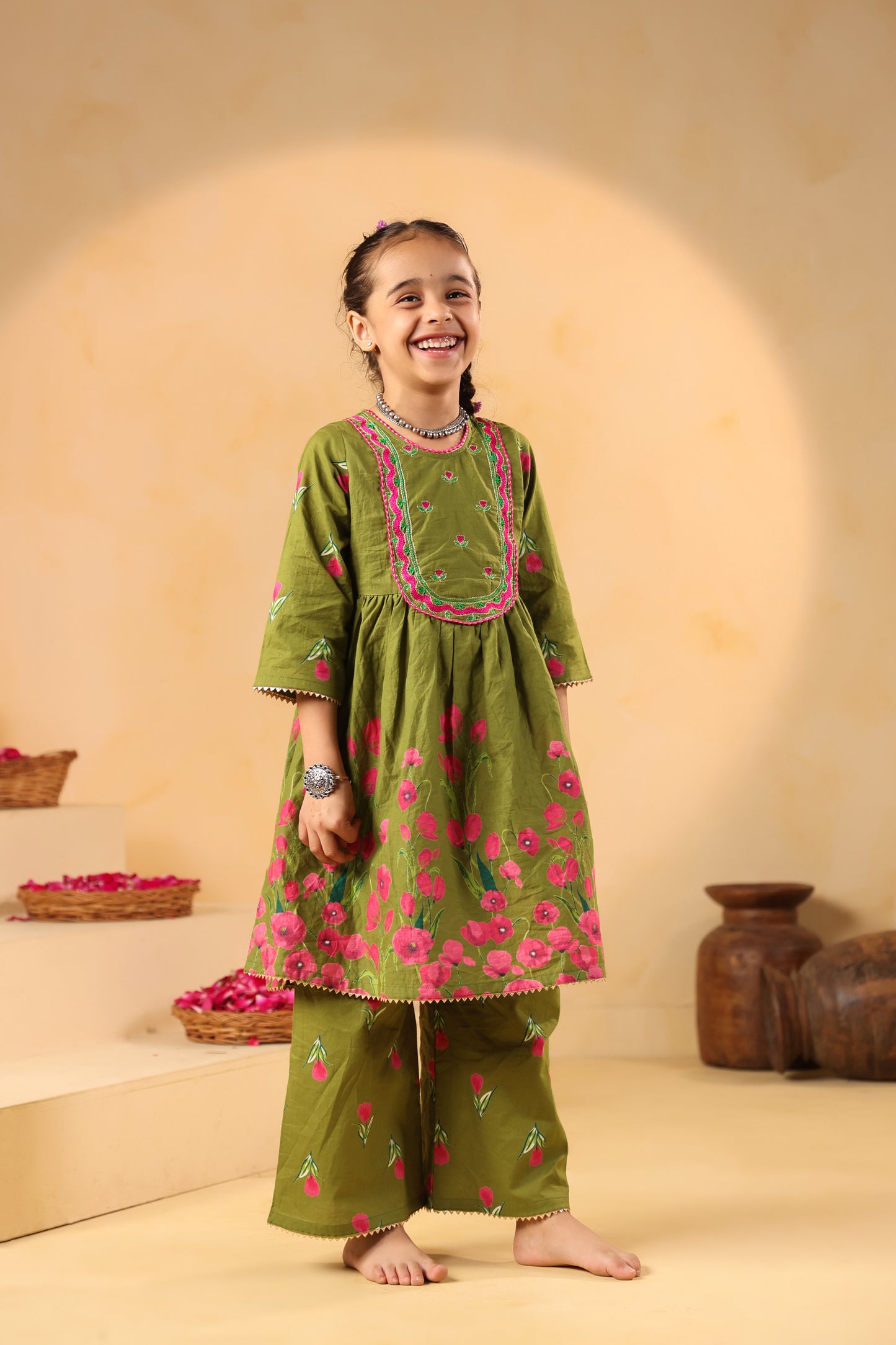 Girl Genda Phool Print Kurta Set - Mehandi green