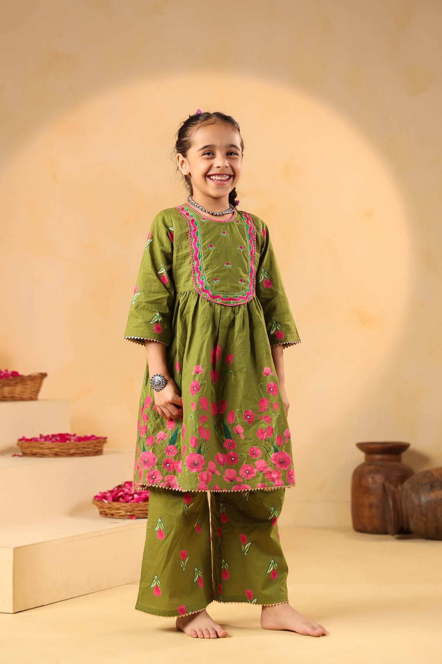 Girl Genda Phool Print Kurta Set - Mehandi green