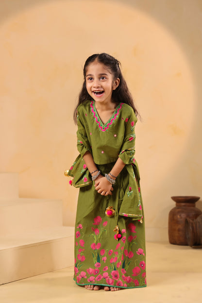 Girl Gulabo Floral Embroidered Skirt Top Set - Mehandi Green