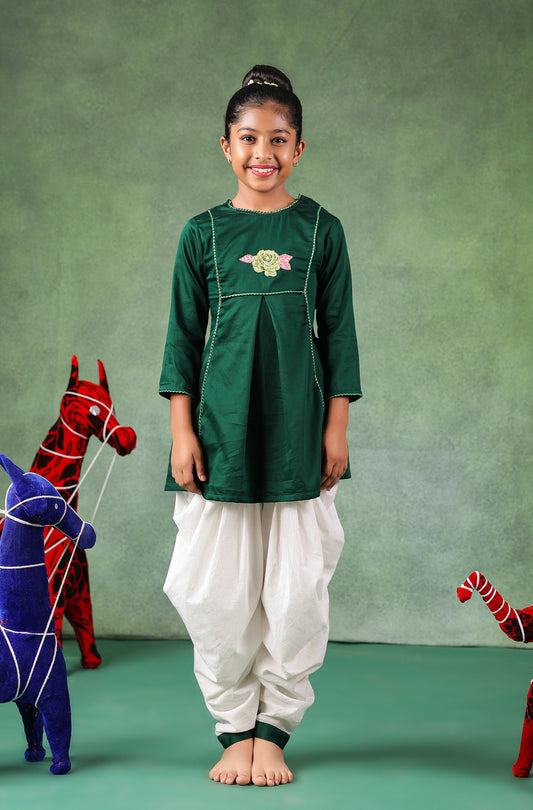 Girl Kurta Dhoti Set- Bottle Green