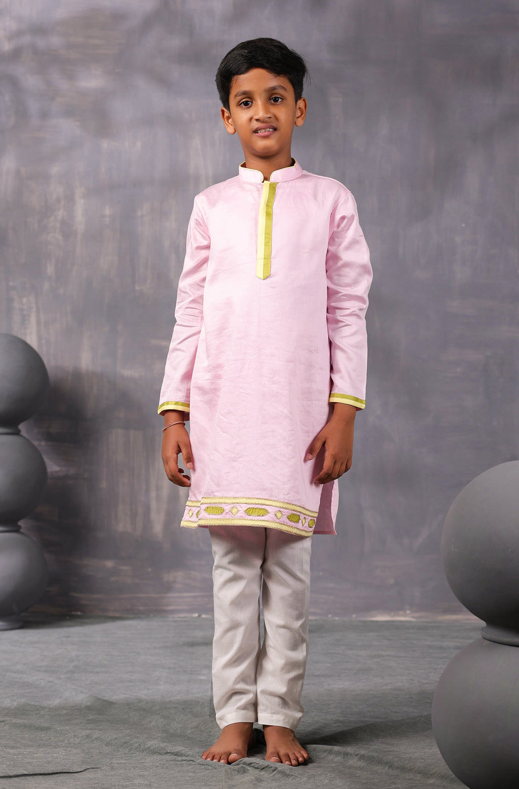 Boy Appliqued Kurta Pyjama Set- Baby Pink