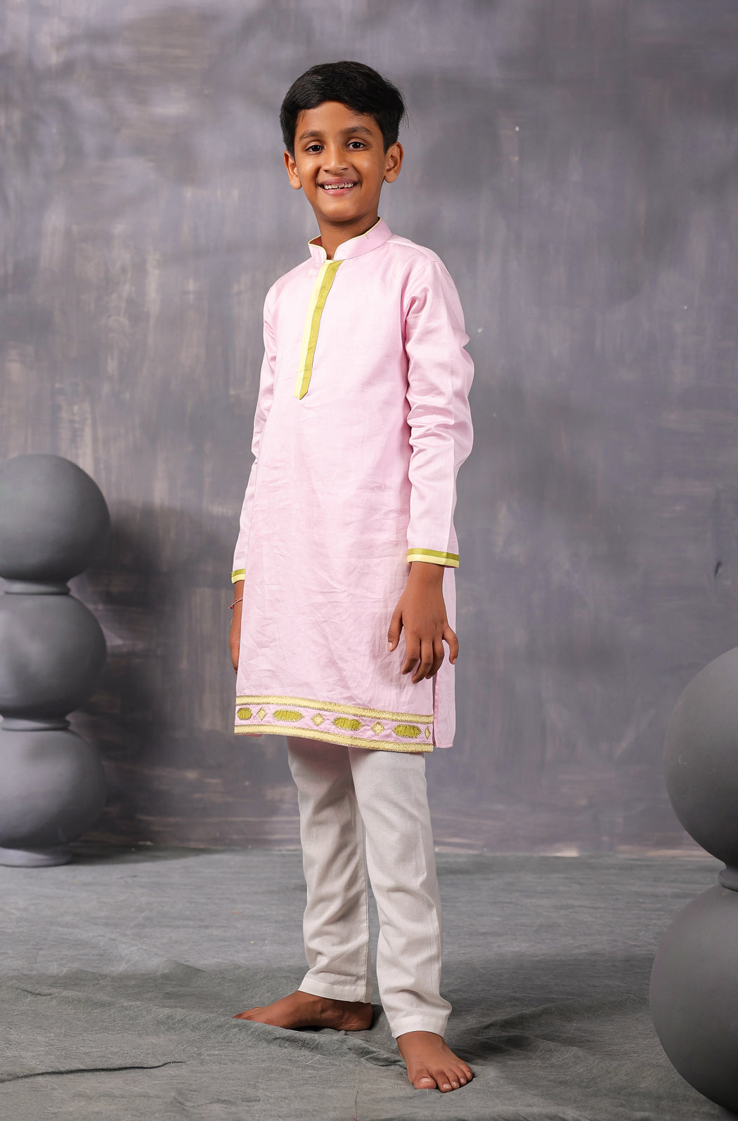 Boy Appliqued Kurta Pyjama Set- Baby Pink