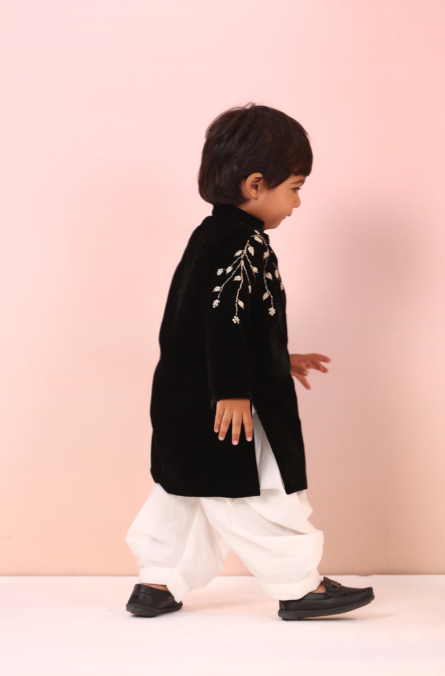 Boy Velvet Sherwani Kurta Set-Black