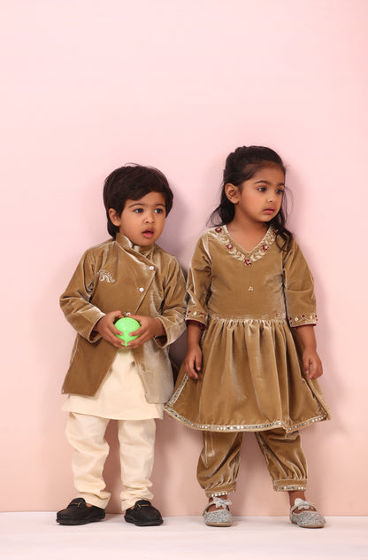 Boy Velvet Royal Princess 3pc Full Jacket Set-Beige Golden