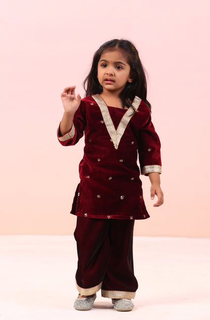 Girl Velvet Kurta And Palazzo Set - Maroon