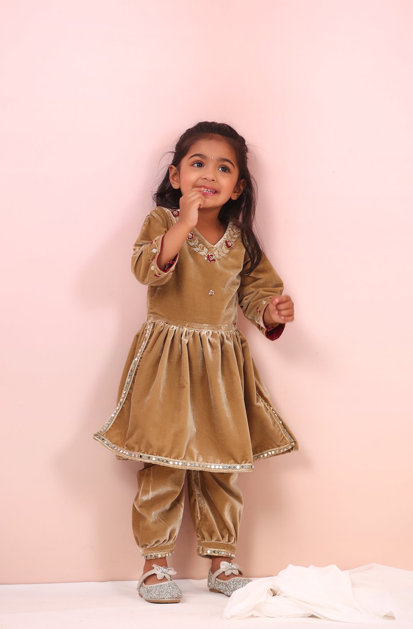 Girl Velvet Kurta And Pant Set-Beige Golden