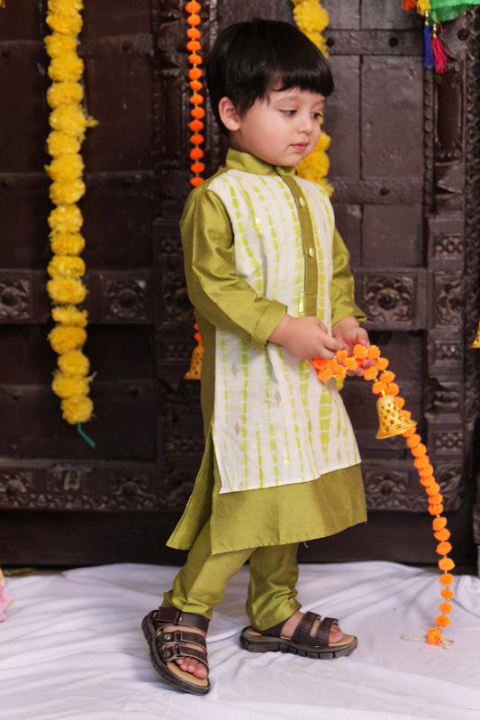 Boys Self Zari Weave Kurta Set-Green