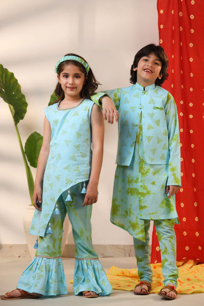 Boy Tie and Dye Print Bundi Kurta Set-Sky Blue