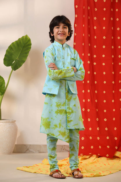 Boy Tie and Dye Print Bundi Kurta Set-Sky Blue