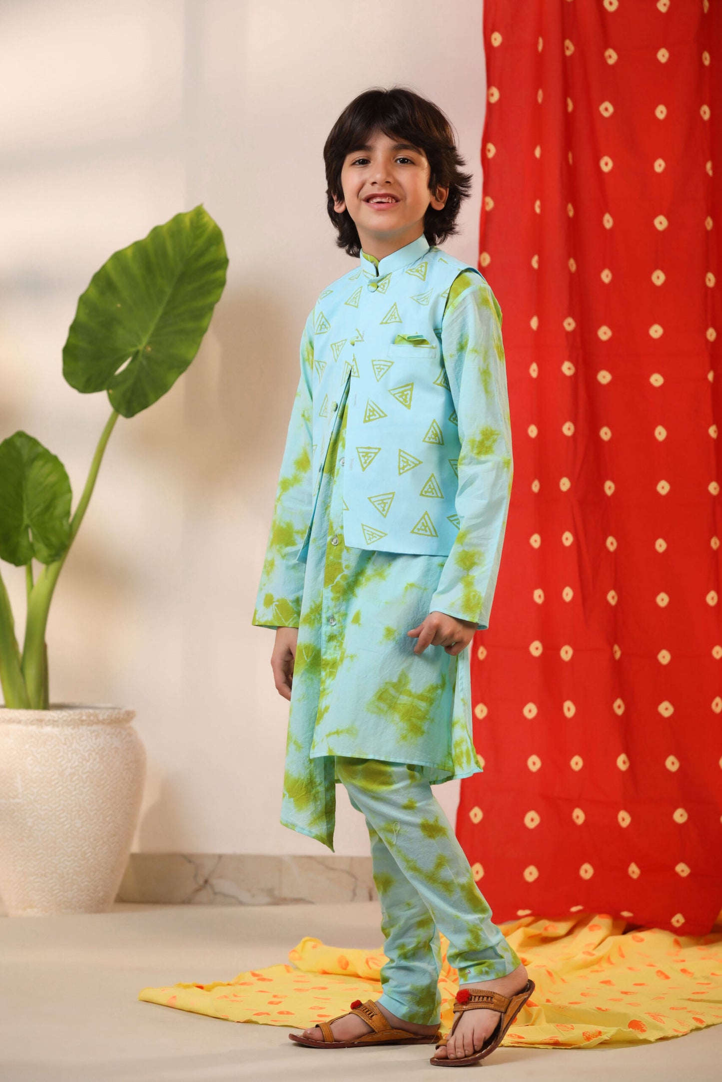 Boy Tie and Dye Print Bundi Kurta Set-Sky Blue